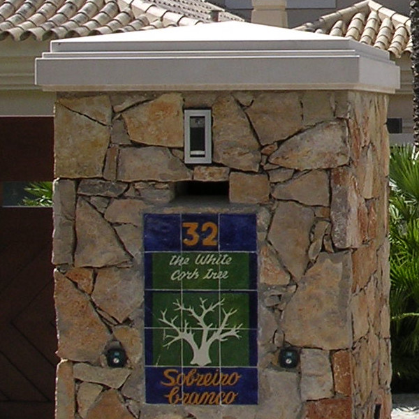 08-cantaria-pilar-entrada